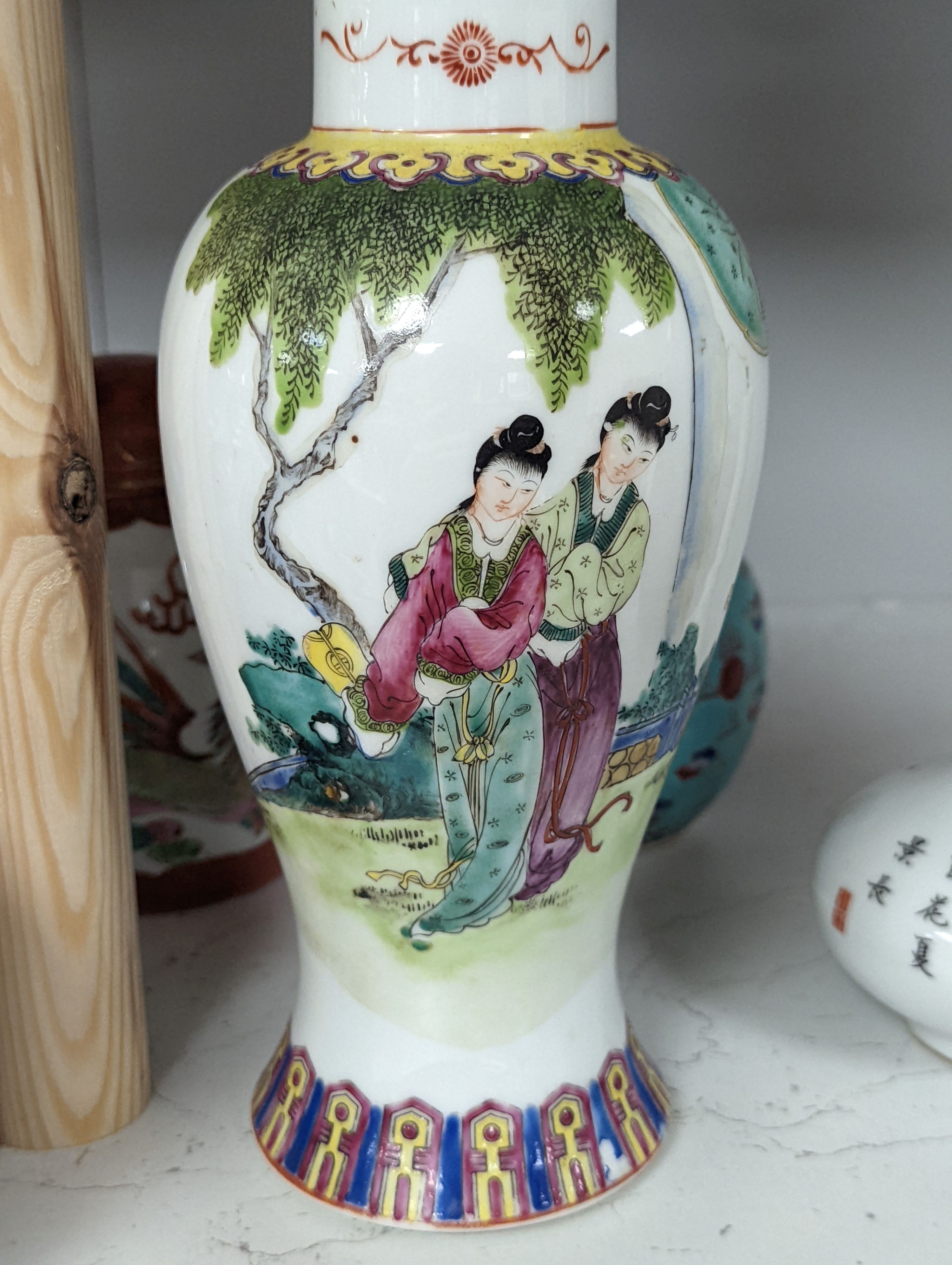 A group of Chinese porcelain, Republic period and later, tallest 23cm